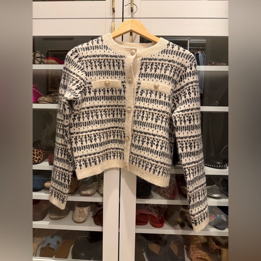 Primark Chic Black and Cream Knit Cozy Cardigan